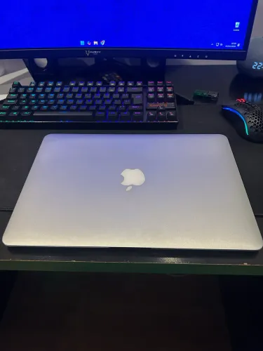 MacBook Air 13