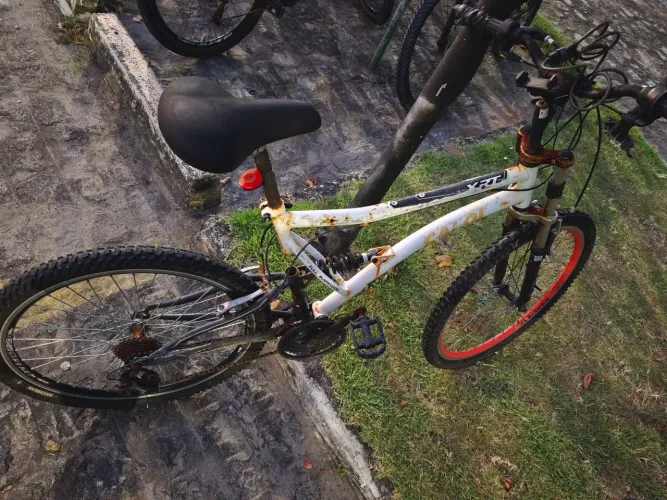 Bicicleta Caloi XRT Full suspenção 