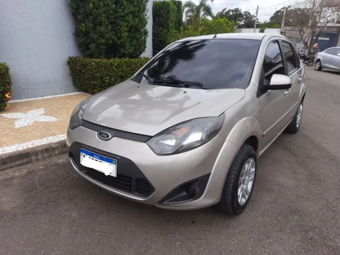Ford Fiesta Sed. 1.6 8V Flex 4P 2011