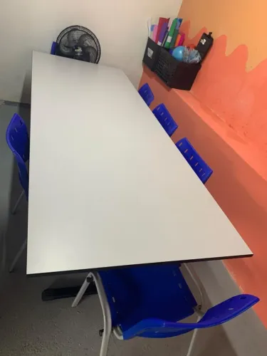 Mesa de reunião