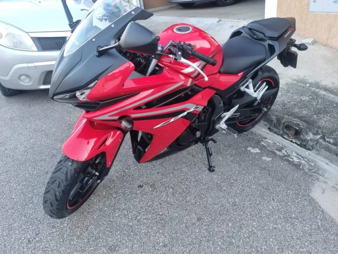 Vendo CBR 500r 