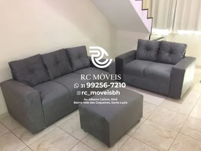 Sofá Canadá 2 e 3 Lugares com Puff - Conjunto Confortável em Suede