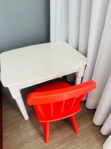 Mesa infantil madeira maciça