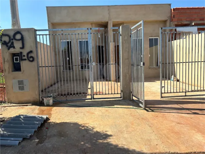 Casa de Vila à venda com 2 quartos, sendo 1 suíte, em Jardim Novo Horizonte, Sorocaba - SP