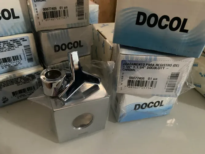 Acabamento para registro 1.1/2 e 1 1/4 Docolcity Chrome