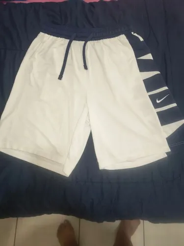 Bermuda Nike