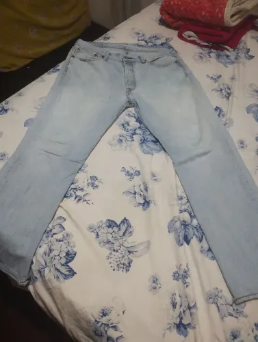 Calça Jeans Levi's 501 Original Tamanho 44 Lavagem Clara <br>