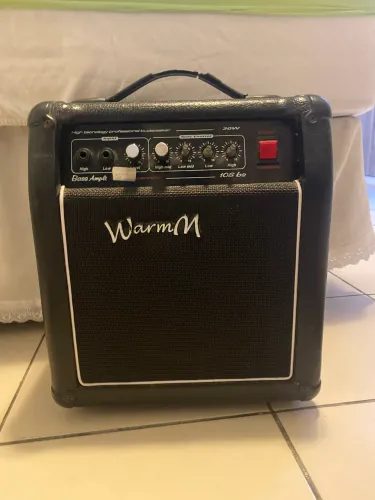 Caixa amplificadora Warm Music 108 bs para baixo de 30W