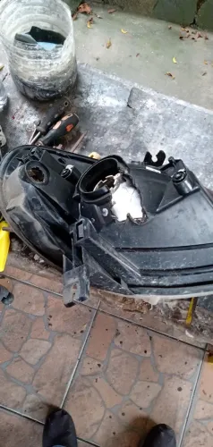 Recuperação de faróis 
