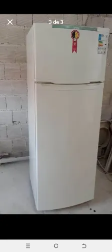 geladeira Consul gelo seco funciona perfeitamente entrego