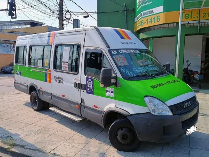 Iveco Daily Minibus Fretamento Longo 50c17 3.0 16V 170cv Diesel Mec. E5 2018