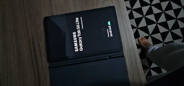 Galaxy Tab S6 Lite