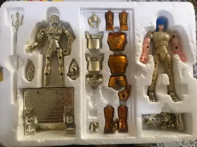 Bonecos Cavaleiros do Zodíaco Vintage - Andromeda e Poseidon