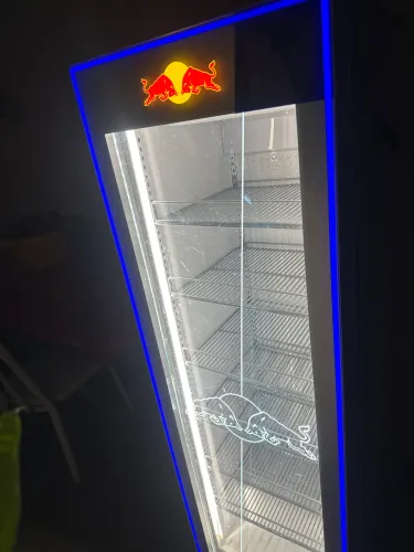 Vende-se refrigerador em perfeito estado de conservação