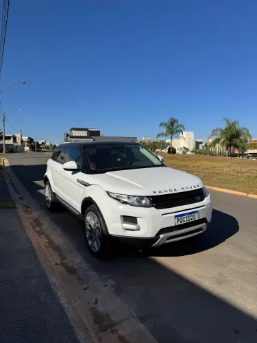 Land Rover Range Rover Evoque Pure 2.0 Aut. 5P 2015