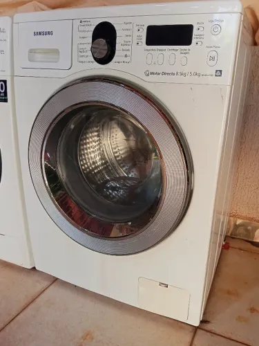 Máquina de lavar lava e seca Samsung