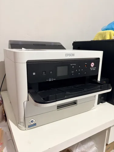 Impressora EPSON WOKFORCE pro WF-5290 / pouco tempo de uso + bulk ink