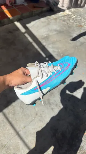 Chuteira Nike Phantom