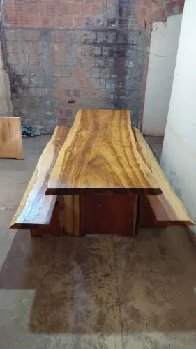 Vende Mesa com Bancos Frete Grátis Pronta Entrega Favor leia toda a descrição