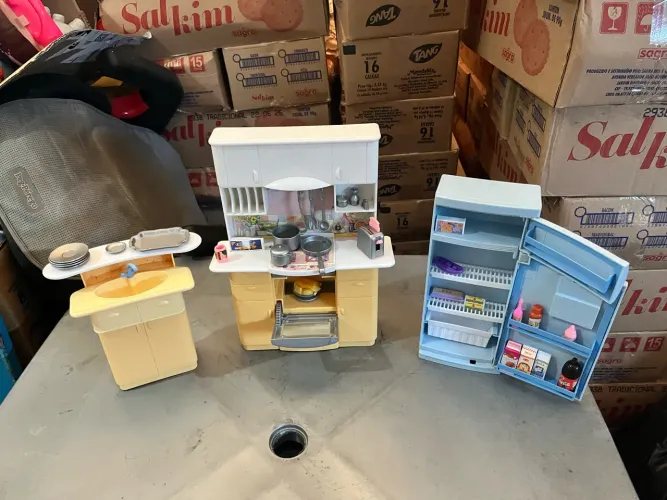 Cozinha vintage da Barbie/ler descrição
