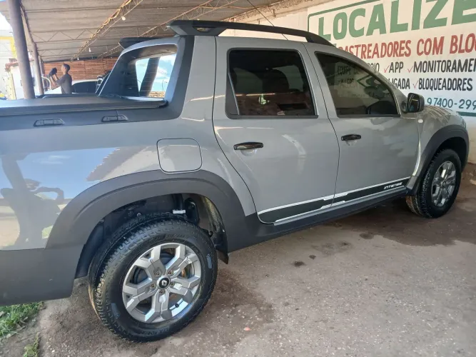 Renault Duster Oroch Intense 1.6 Flex 16V Mec. 2024