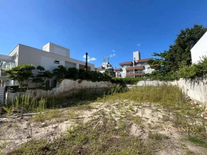 Terreno à venda, 450 m² por R$ 2.800.000,00 - Jurerê - Florianópolis/SC