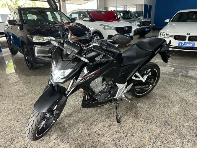 Honda CB 300f Twister Flex 2025