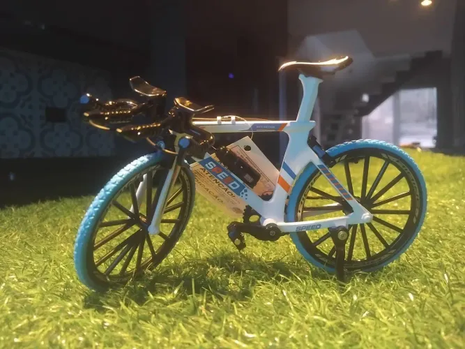 Miniatura Bike Speed Escala 1:8