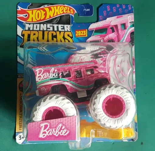 Hot Wheels Monster Trucks Barbie - Mattel - R$ 100,00