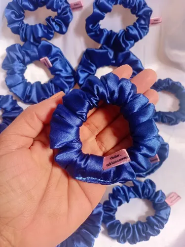 Scrunchies de Cetim/xuxinha de cabelo