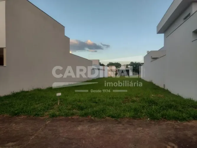 Terreno Condomínio em São Carlos