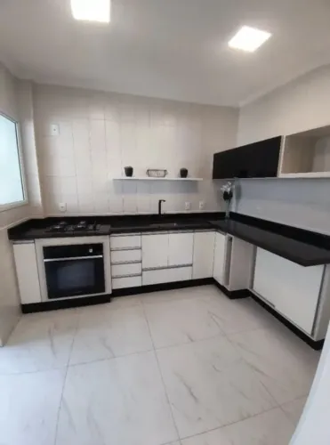 Apartamento à venda no Condomínio Edifício Munique, em Sorocaba-SP.