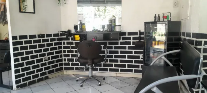 Precisamos de barbeiro rua barão do Rio Branco 28 Santo amaro sp