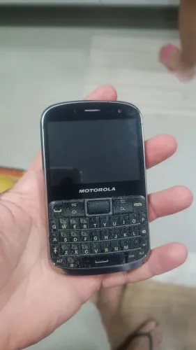 Motorola XT560 (Motorola Defy Pro)