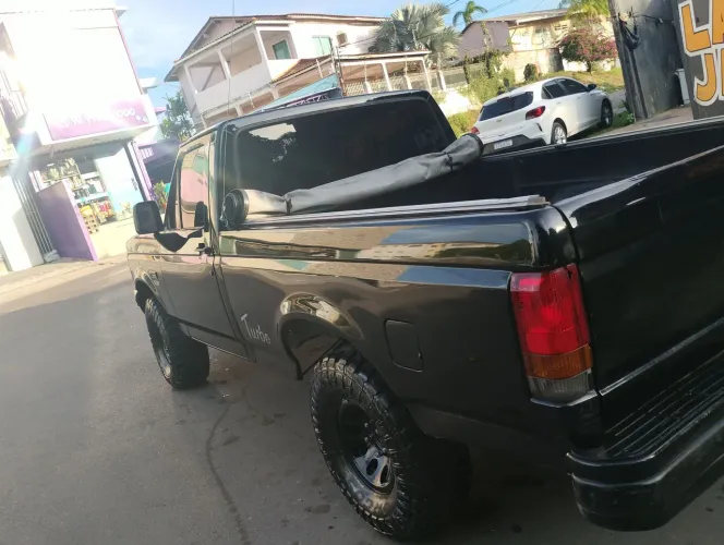 Ford F-1000 XLT Diesel Turbo 1998