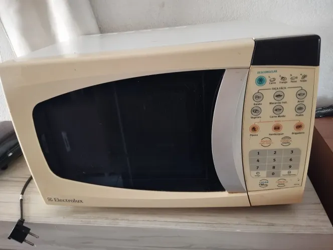 Micro-ondas Electrolux MEF28 127V