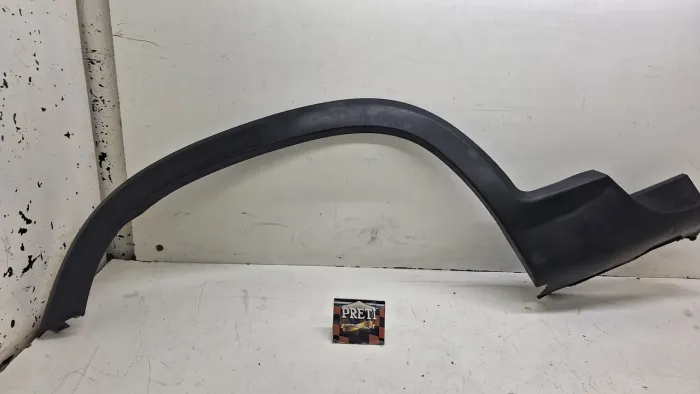 Moldura Traseira Lado Direito Fiat Toro 2017 / 2018 