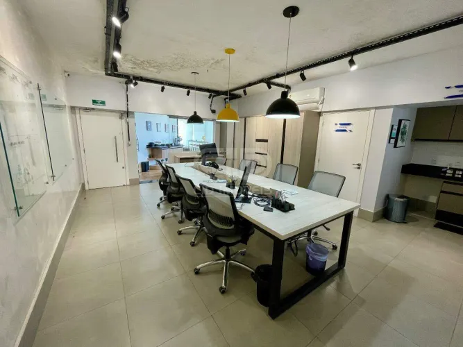 Sala Comercial Mobiliada e Pronta para Uso no Edifício Mirante do Coxim Centro de Cuiabá
