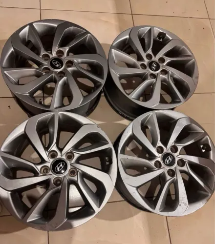 Jogo de Rodas Aro 17 Originais Hyundai (5x114,3)
