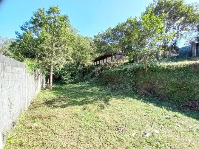 Área 1.000m2 p/ Chácara 12m frente desmembra em 02 lotes Rio Gde Serra Financia Caixa