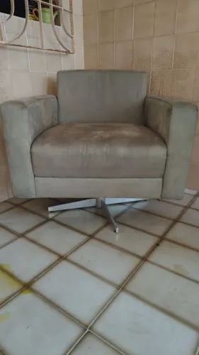 Poltrona Giratória de veludo