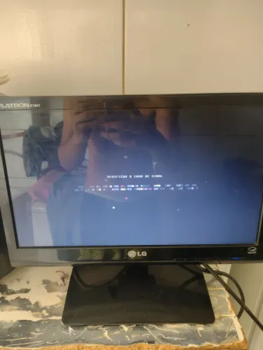 Monitor VGA funcionando perfeitamente  aceito troca 