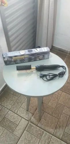 Pente alisador de cabelo
