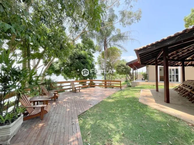 Chácara à venda em Americana, Praia dos Namorados, com 2 quartos, com 17636 m²