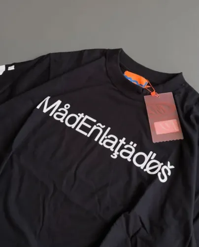 Mad Enlatados ?Caractere? Preta