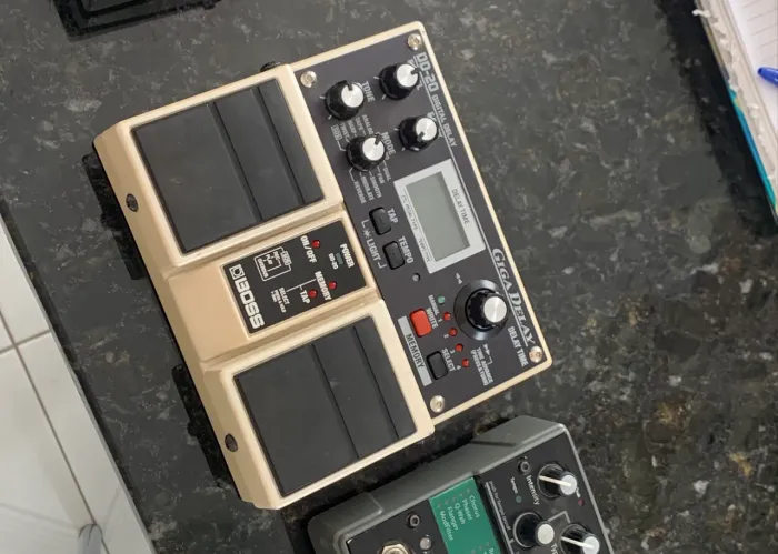 Pedal Boss dd 20 giga delay