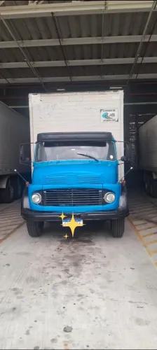 Oportunidade! MB 1113 Toco Baú 1975 - Vale a Pena Conferir