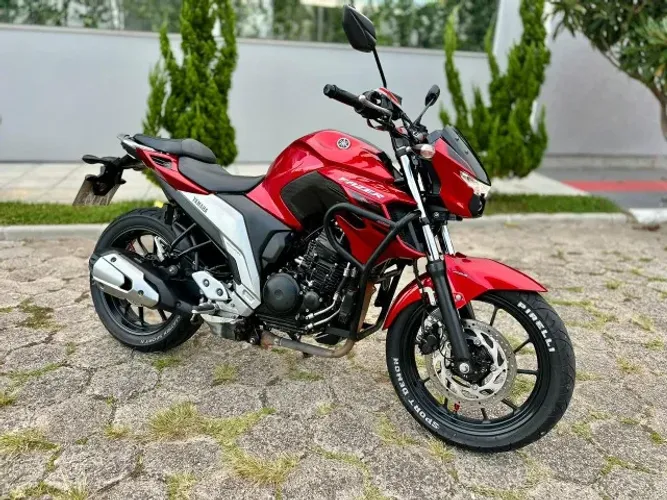 Yamaha Fazer 250cc 2023 VERMELHA - 36000KM