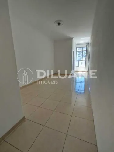 Apartamento frontal sol da manha na rua santa clara / 78 m² / 2 quartos