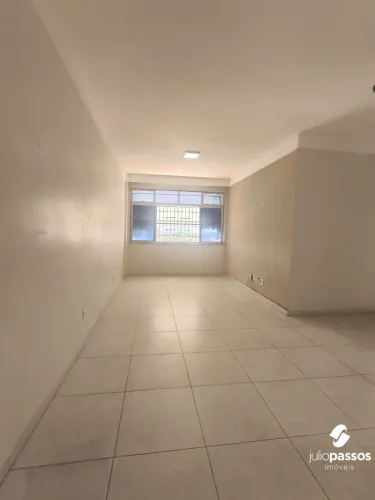 Apartamento à venda no Condomínio Skorpios, 105m², 3 quartos - Salgado Filho - A
